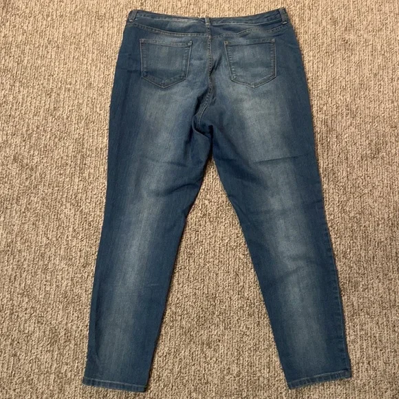 Nine West jeans - Picture 3 of 7